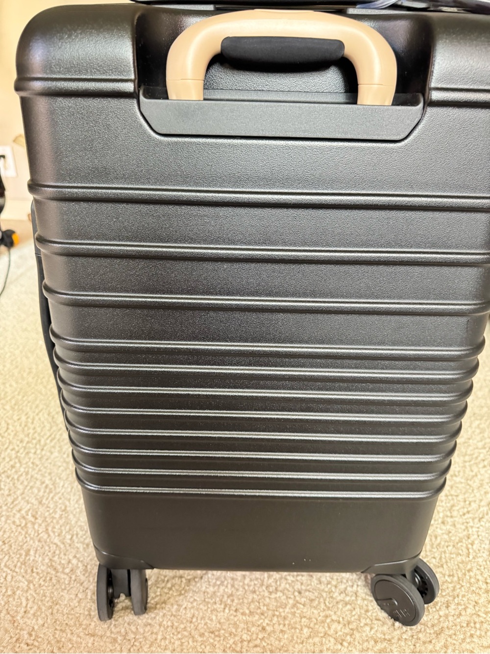 BEIS The Carry-On Roller in Black - Picture 6 of 10